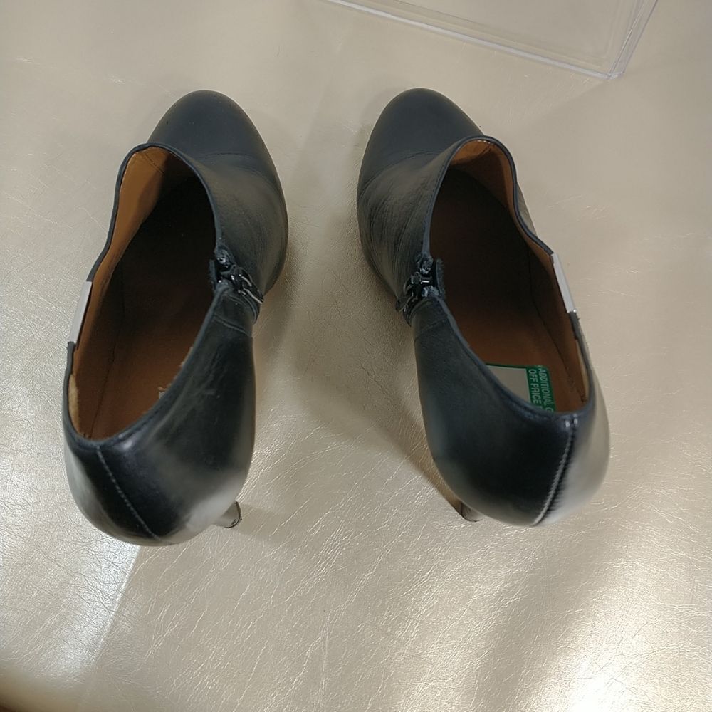 Coach Black Leather Shoes Seneca Booties 10B EU 40. Condition is Pre-owned. - Picture 9 of 11